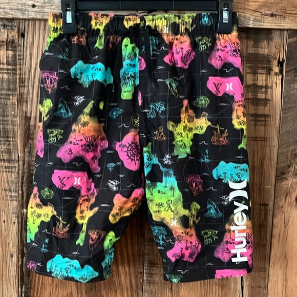Hurley Other - Hurley Boys Black Beach Shark Pirate Map Swim Shorts -Large - NWT